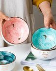 Modern ceramic breakfast salad eating bowl with sleek design, part of a versatile salad bowl set. Perfect as a large salad bowl or a convenient salad bowl to go.