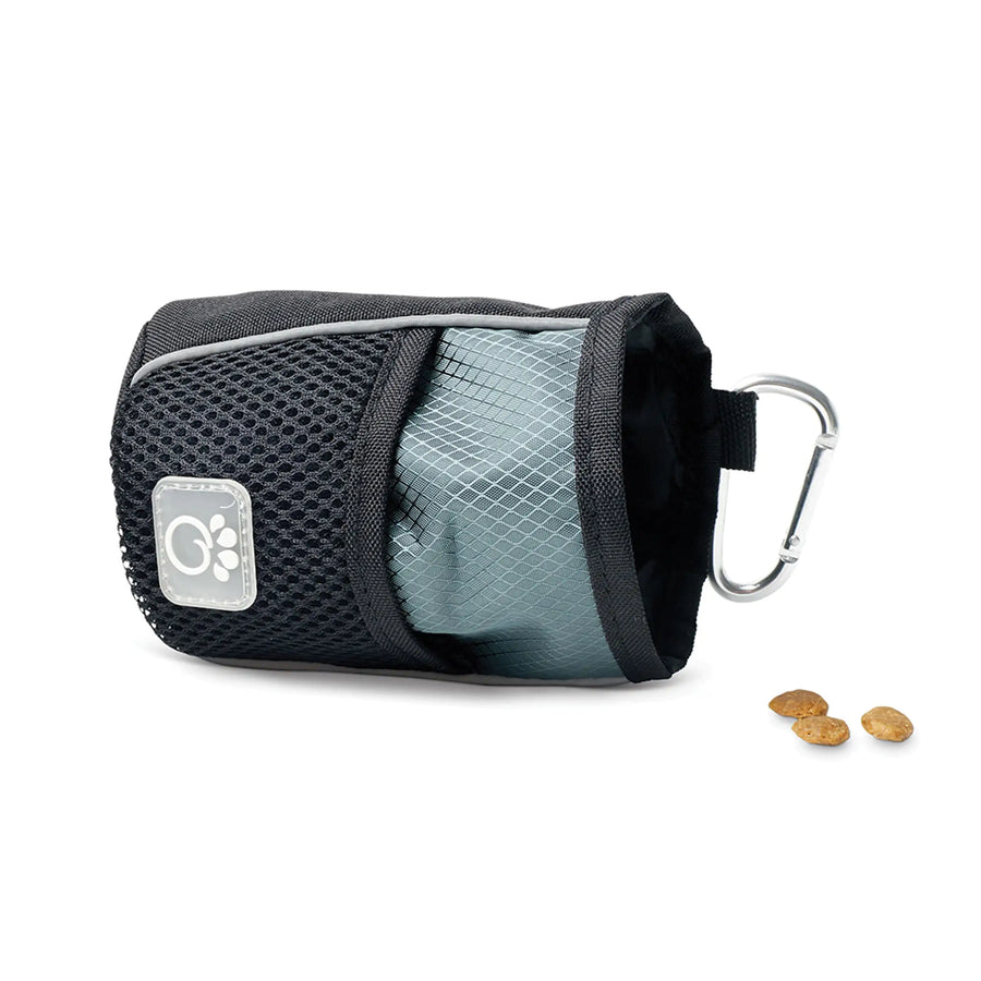 Treat bag Pet treat pouch Dog training bag Treat dispenser bag Portable treat holder Pet snack bag Treat pouch for dogs Treat storage bag Dog treat tote Handy treat container