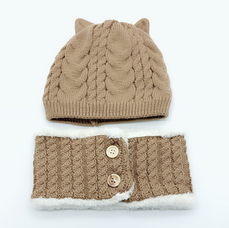 Plus velvet thick bib mask made with soft velvet and plush fabric for maximum warmth and comfort in cold weather.