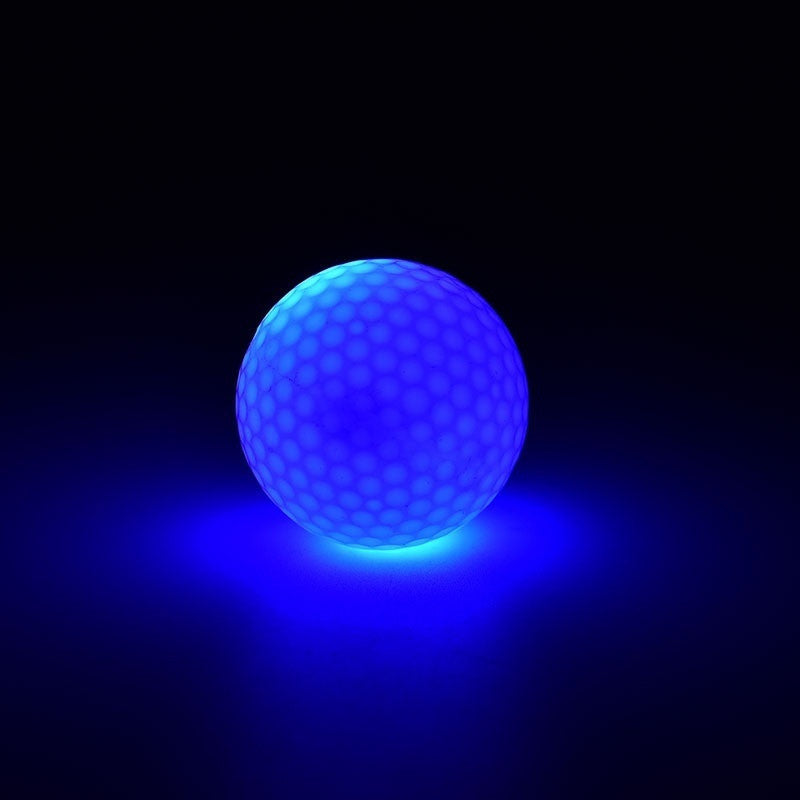 LED golf ball with flashing lights, made from durable Dupont Sarin material. Ideal for nighttime golf, featuring a 42.6mm size and 45-gram weight for high visibility and easy tracking in low-light conditions