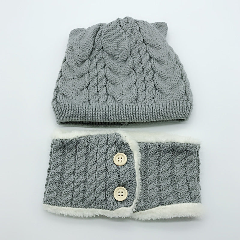 Plus velvet thick bib mask made with soft velvet and plush fabric for maximum warmth and comfort in cold weather.