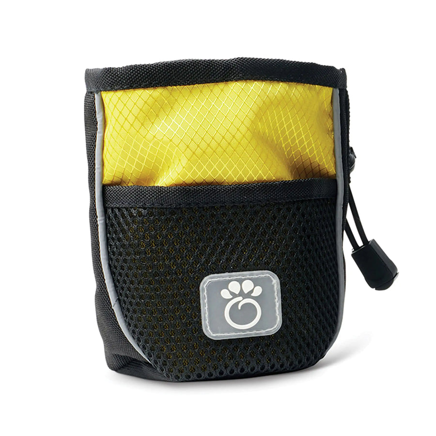 Treat bag Pet treat pouch Dog training bag Treat dispenser bag Portable treat holder Pet snack bag Treat pouch for dogs Treat storage bag Dog treat tote Handy treat container