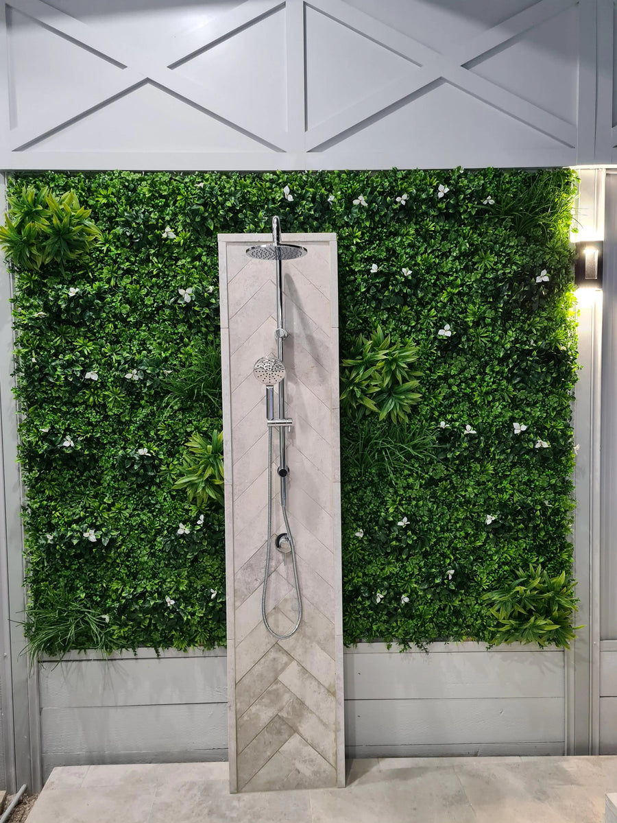 White oasis artificial vertical garden Faux vertical garden with white oasis design Artificial oasis wall panel with white foliage Decorative vertical garden featuring white oasis accents Synthetic oasis wall with lifelike white plants White oasis artificial green wall for indoor and outdoor decor Oasis-inspired artificial greenery wall with white elements Faux vertical garden panel adorned with white oasis motifs White oasis artificial plant wall for home and event decor 